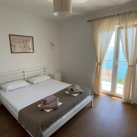 Alexa 2