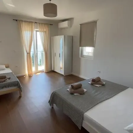 Alexa 2 * Brist
